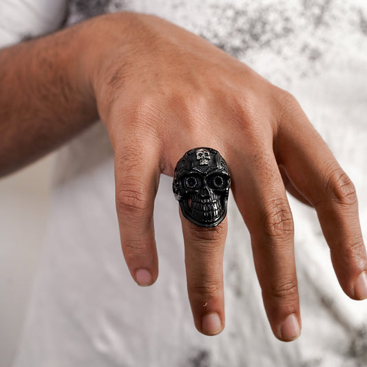Gothic skull ring