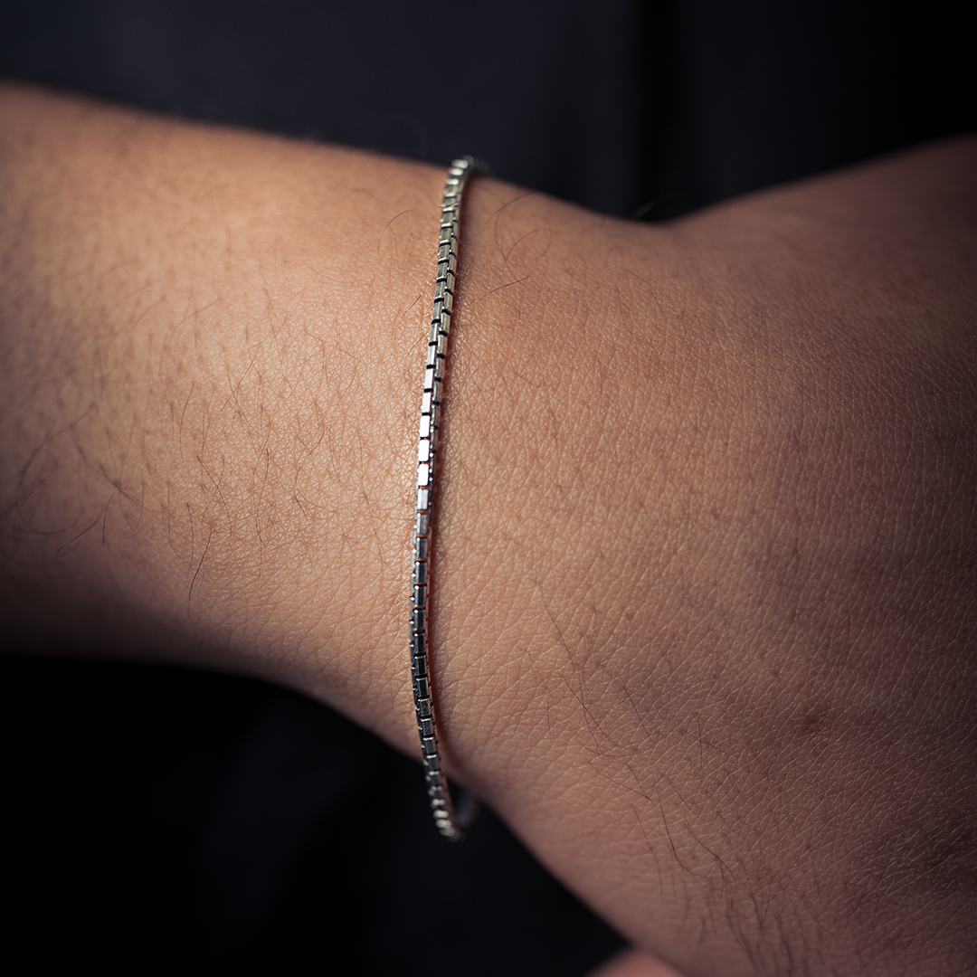 Sleek Horizon