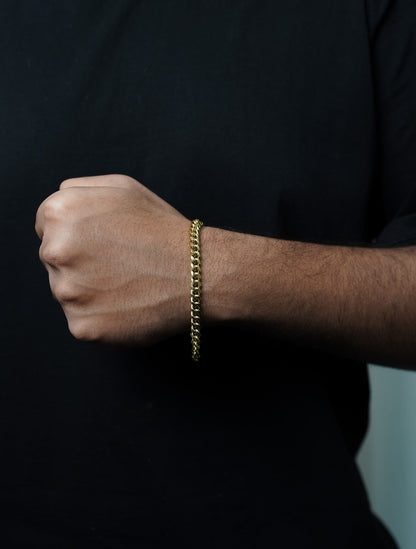 curb chain bracelet
