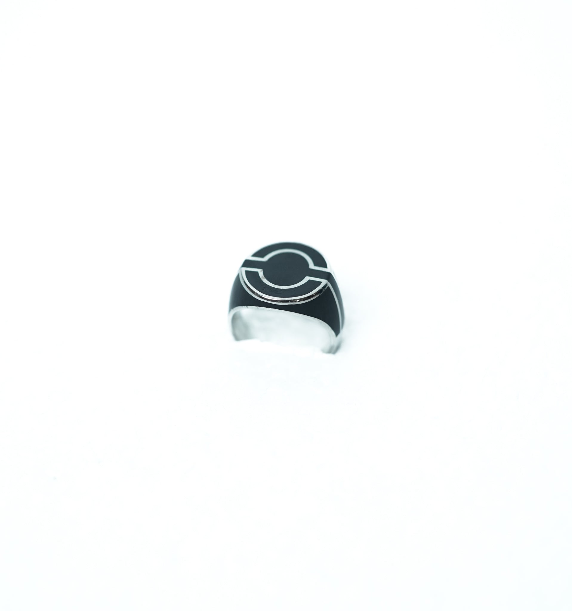 Titan Ring