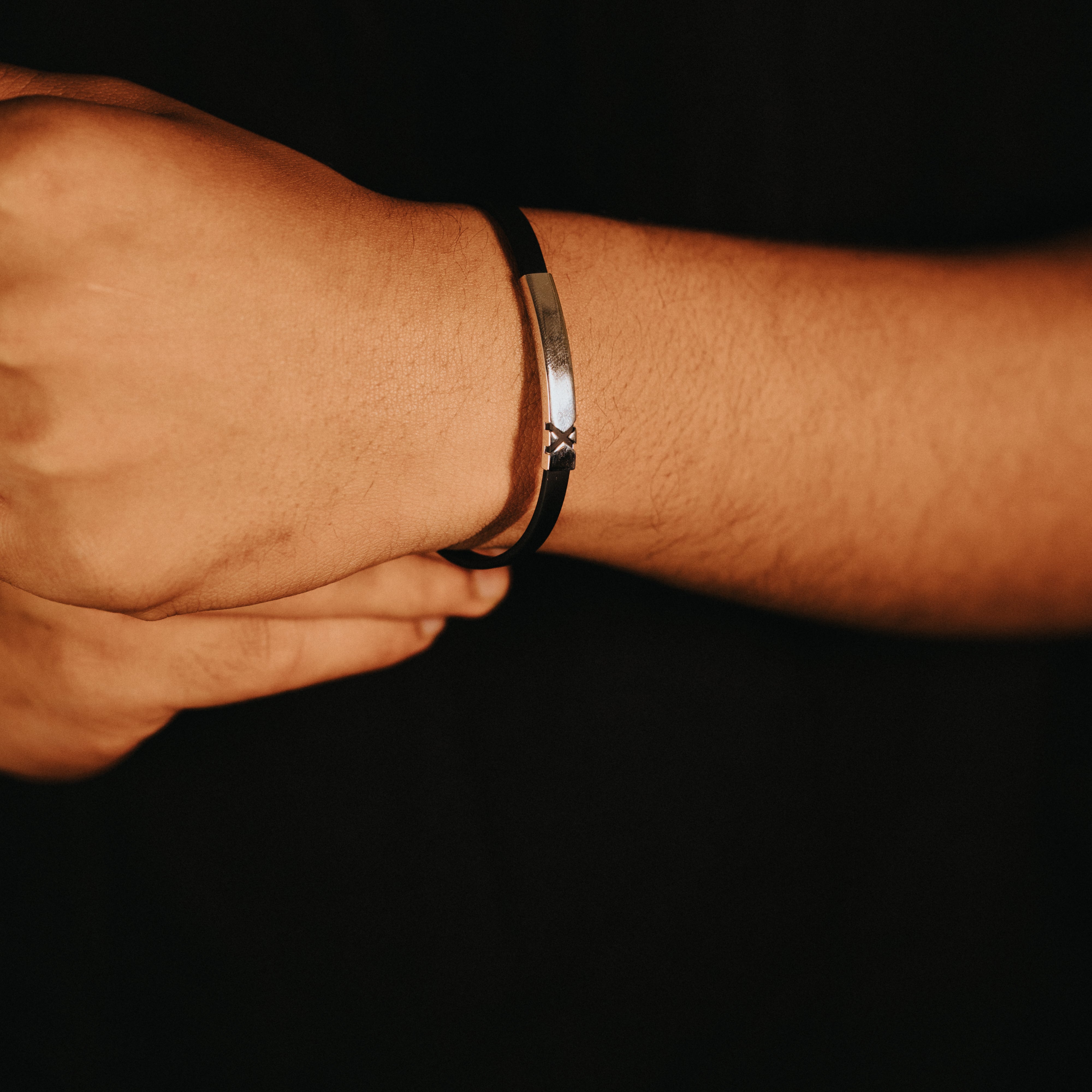 Graviton Band
