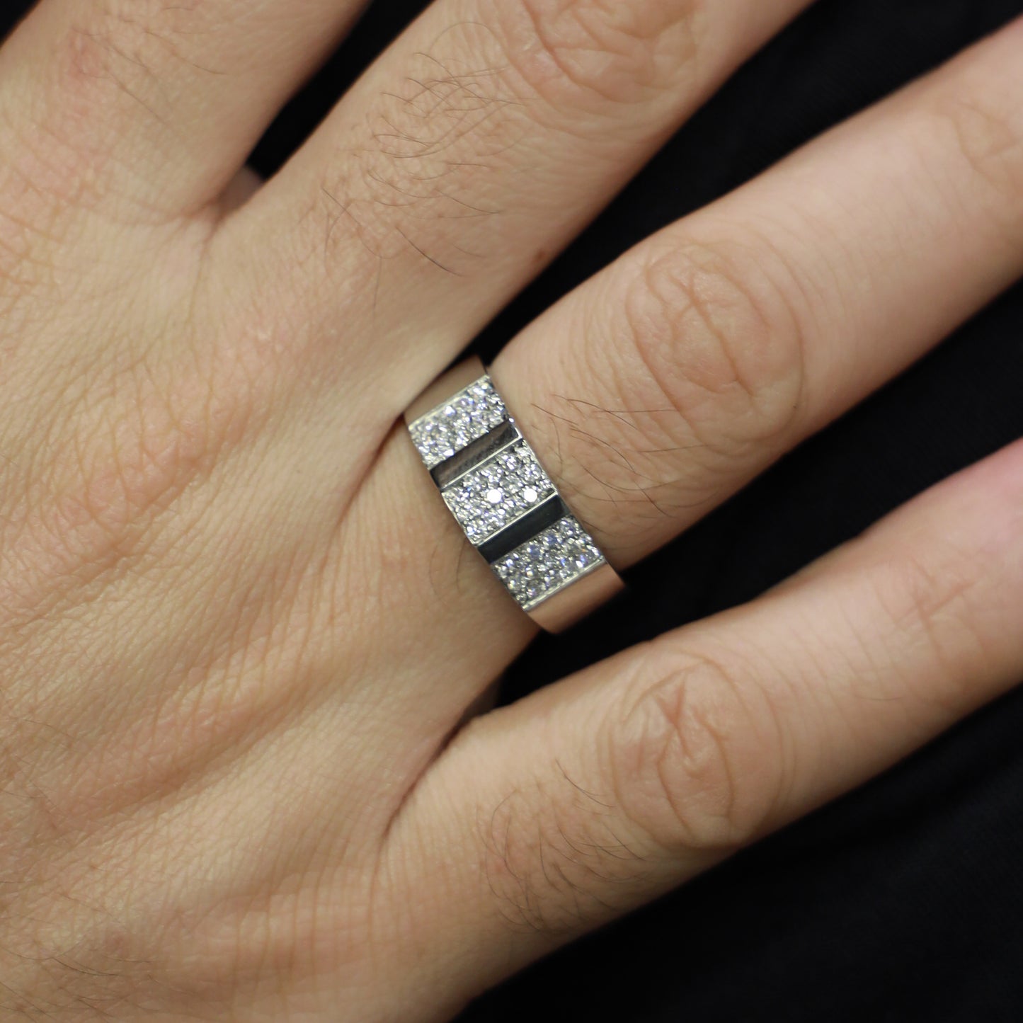 Valor Grid Diamond ring