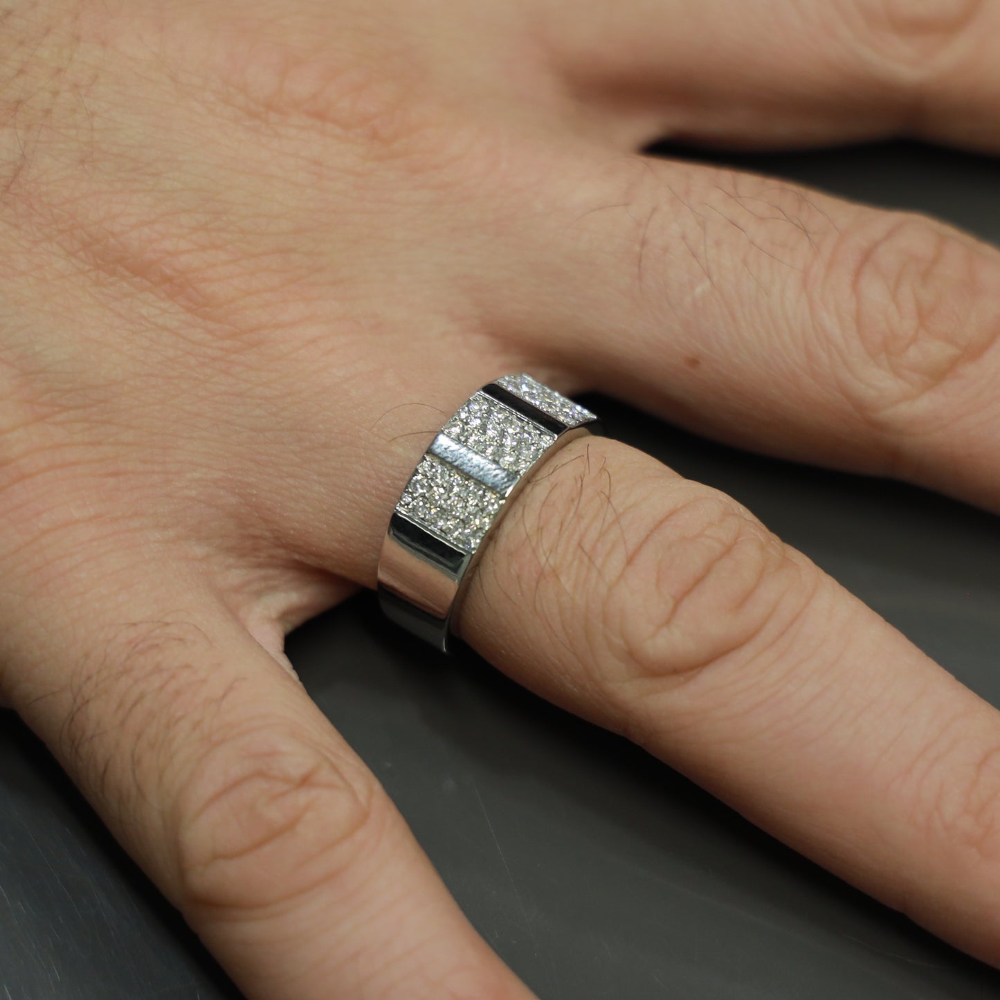 Valor Grid Diamond ring